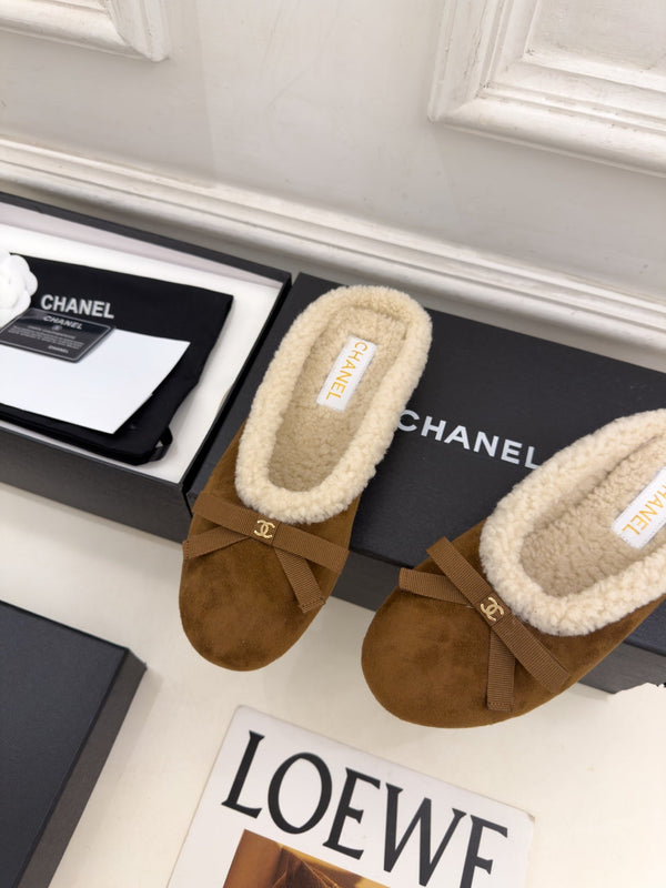 CC 26s Mules Dark Brown Suede Shearling 111936