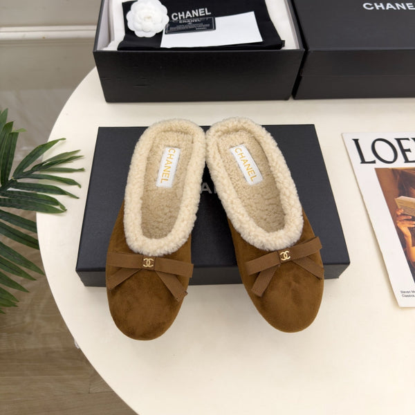 CC 26s Mules Dark Brown Suede Shearling 111936