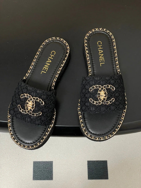 CC 26s Flat Slippers Black Gold Fabric Sheepskin 649487