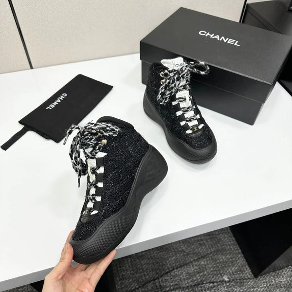 CC 26s Casual Sneakers Black Fabric Sheepskin 626368