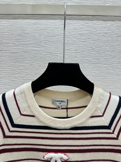 Chanel 2026 Short-sleeve Sweater Cream and Navy Blue Wool Polyester