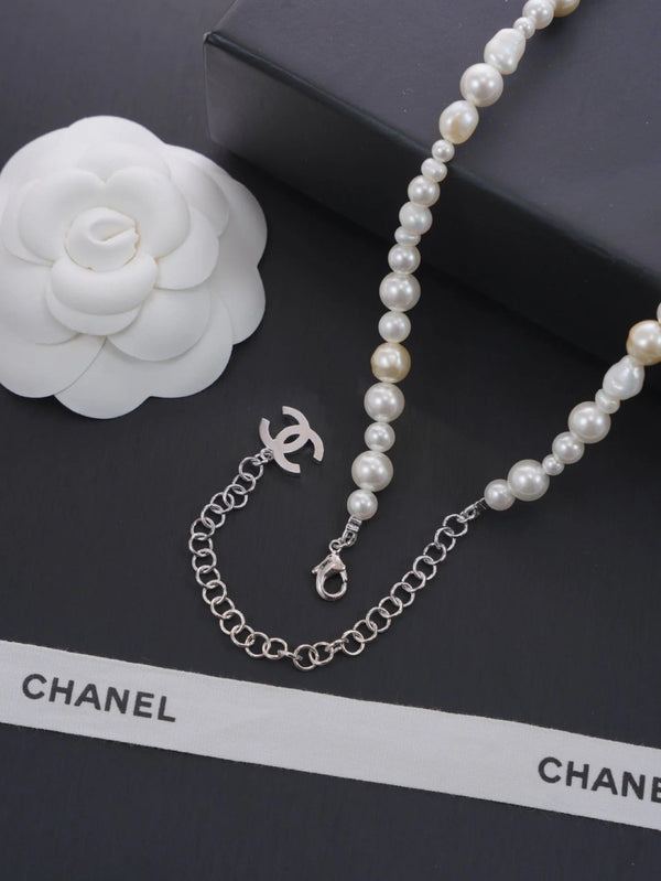 CC 2026 Freshwater Pearl Silver Double C Short Necklace Choker
