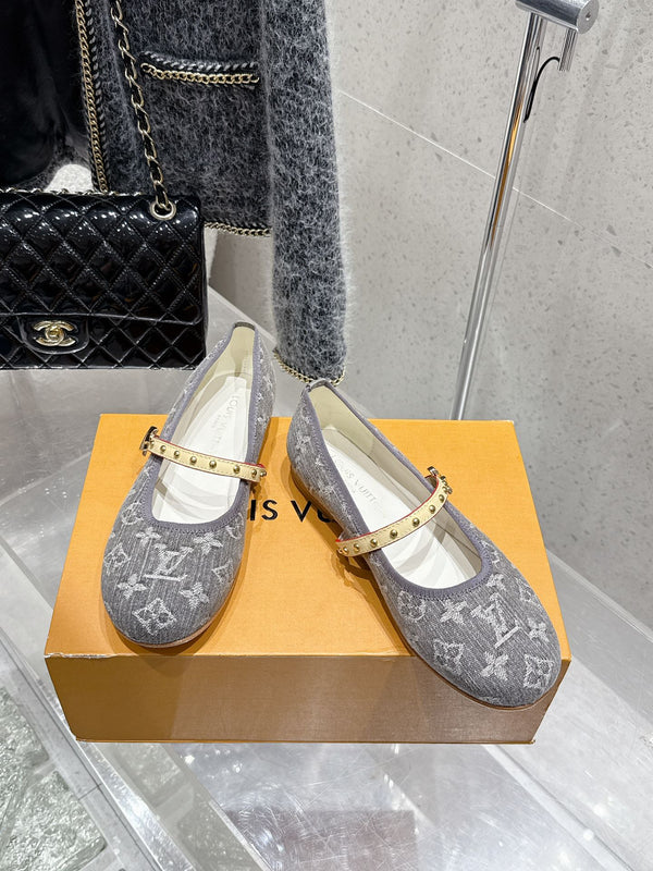 LV 26s Ballet Flats Gray White Denim 610836