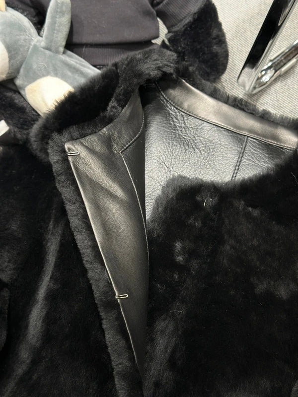 CHANEL 25S SHEEP FUR COAT 505