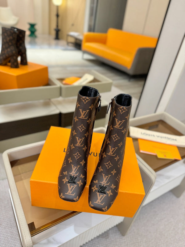 LV Ankle Boots 90 Monogram Brown Sheepskin 573714