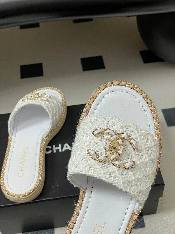CC 26s Flat Slippers White Gold Fabric Sheepskin 649486