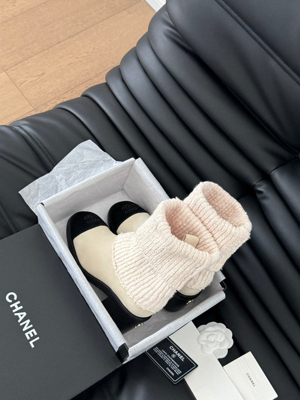 CC 25K Sock Boots Cream Suede 458777