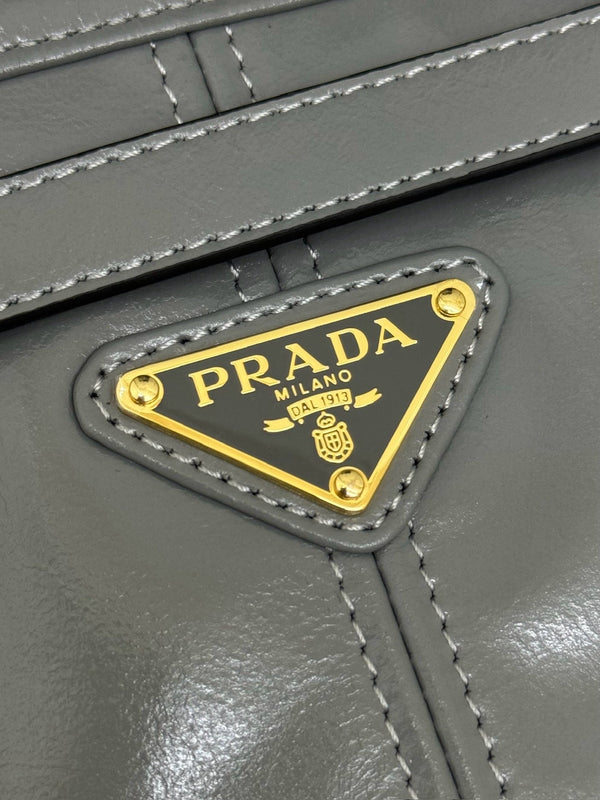 Pra Lux Soft Waxed Leather 1BA439 Extra Large 42cm Handbag Gray 267477