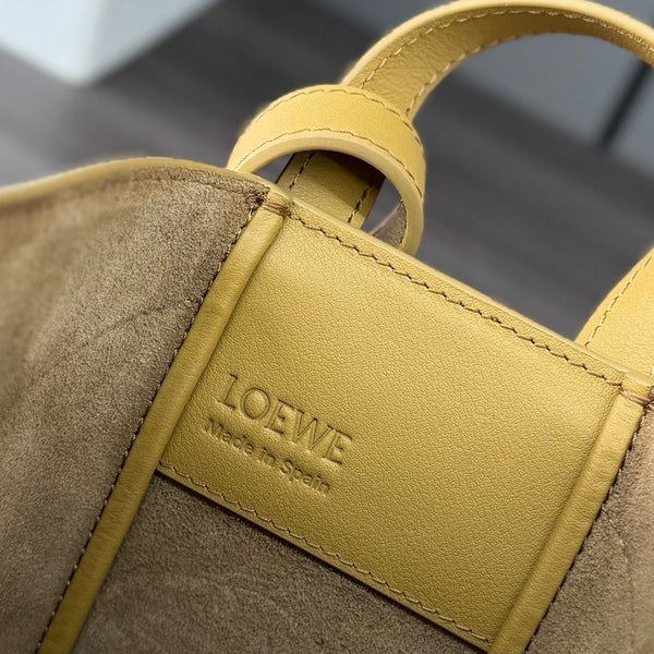 Loewe Hammock 21 Handbag in Yellow Calfskin 274140