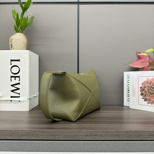 Loewe Puzzle Fold 22cm Handbag in Olive Green Glossy Calfskin 274165