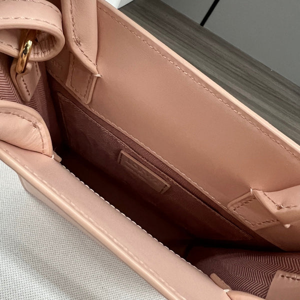 LOE Standard A5 Tote bag in Glossy Pink Calfskin 274267