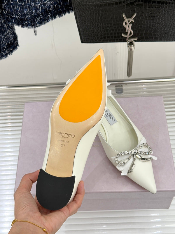 Jimmy Choo 26WF Pointed Toe Rhinestone Bow Chunky Heel White  Sheepskin 573542