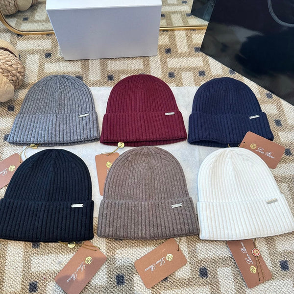 Loro Piana Classic New Style White Hat Knitting 961810