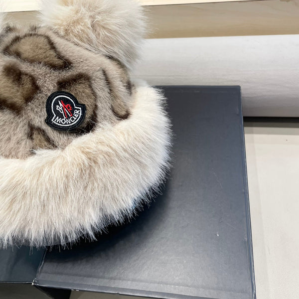 Moncler 24 Retro Leopard Gray Print Plush Fisherman Hat 980328