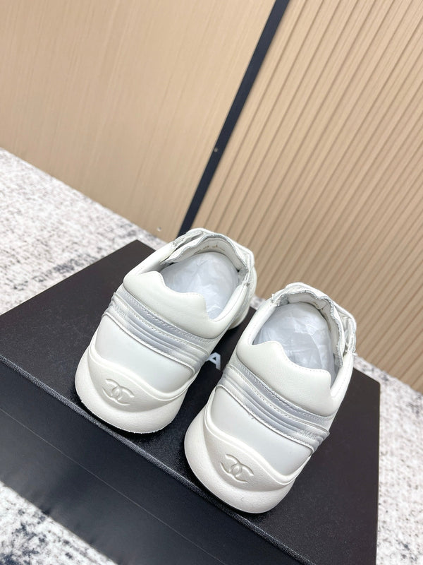 Chanel 26SS New Casual White Sneakers in Cowhide with Mesh Cloth 591414