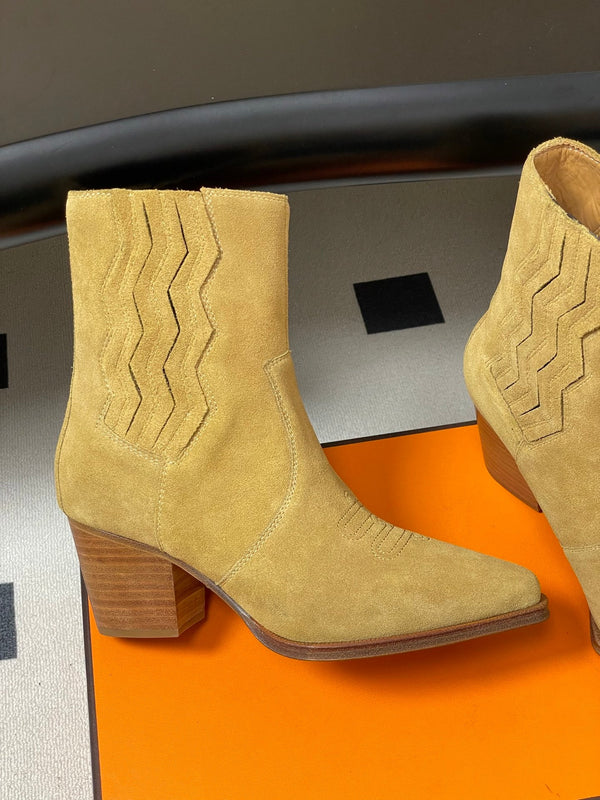 HM Lissa Chelsea Boots 70 Beige in Suede 593783