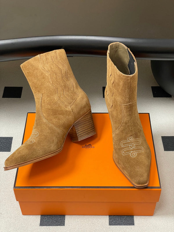 HM Lissa Chelsea Boots 70 Light Brown in Suede 593785
