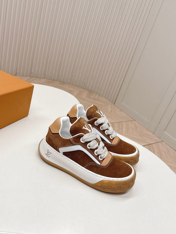 LV 2026 Tilted Sneaker Light Brown Suede 600683