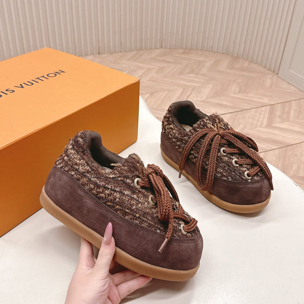 LV x Nigo Collaboration Lace-up Yeti Sneakers Dark Brown in Suede 600799