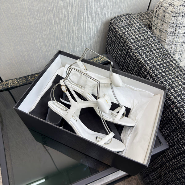Chanel 26 Bow Heels White in Lambskin 602500