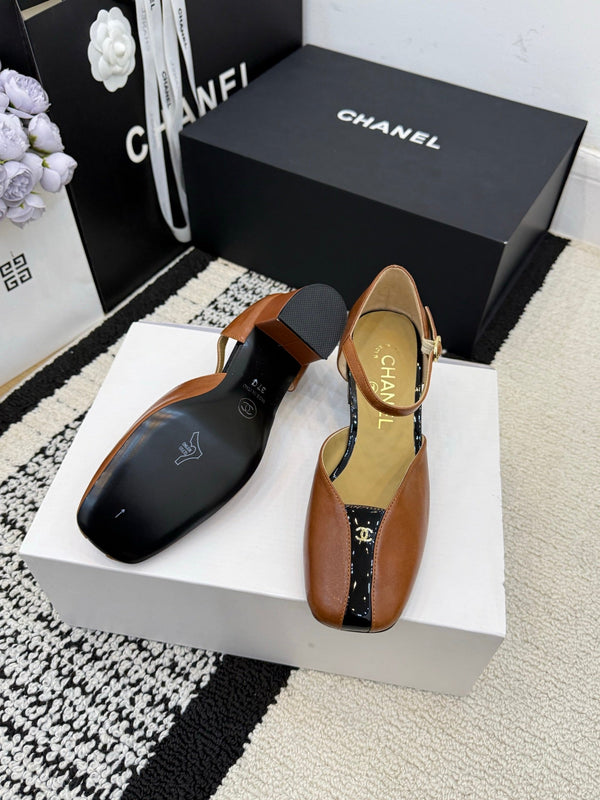 Chanel Classic Mary Janes Brown in Patent Leather 602166