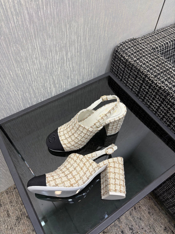 Chanel 26 Classic Chunky Heel Open Back Sandal 95 White in Tweed Fabric 602494
