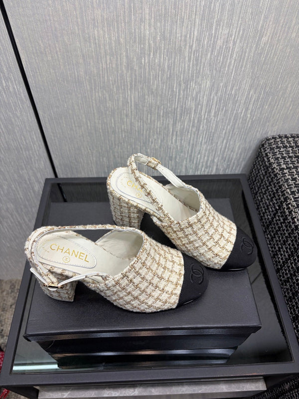 Chanel 26 Classic Chunky Heel Open Back Sandal 95 White in Tweed Fabric 602494