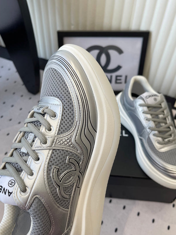 CC Sneaker Metallic Silver in Cowhide 611664