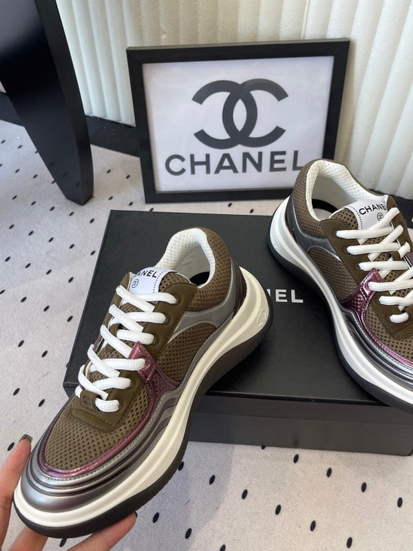 CC Sneaker Brown Metallic Silver in Cowhide 611662