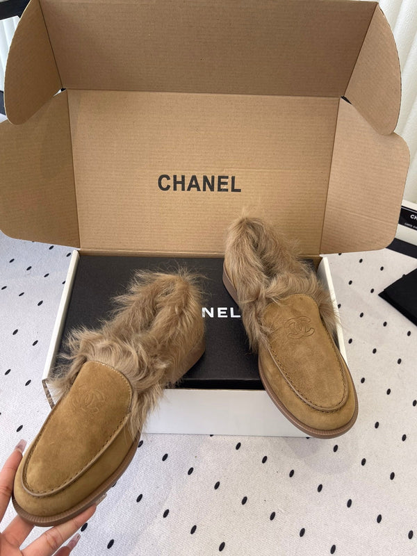 CC 26 Furry Loafer Brown Suede Kidskin and Shearling Lambskin 611596
