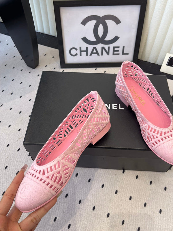 Chanel Ballet Flats Pink in Woven Raffia 611584
