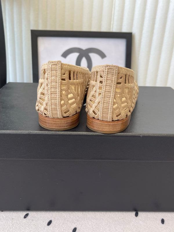 Chanel Ballet Flats Beige in Woven Raffia 611583