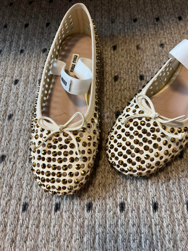 Miu Miu 26SS Ballet Flats Diamond-encrusted Cream in Calfskin 614696