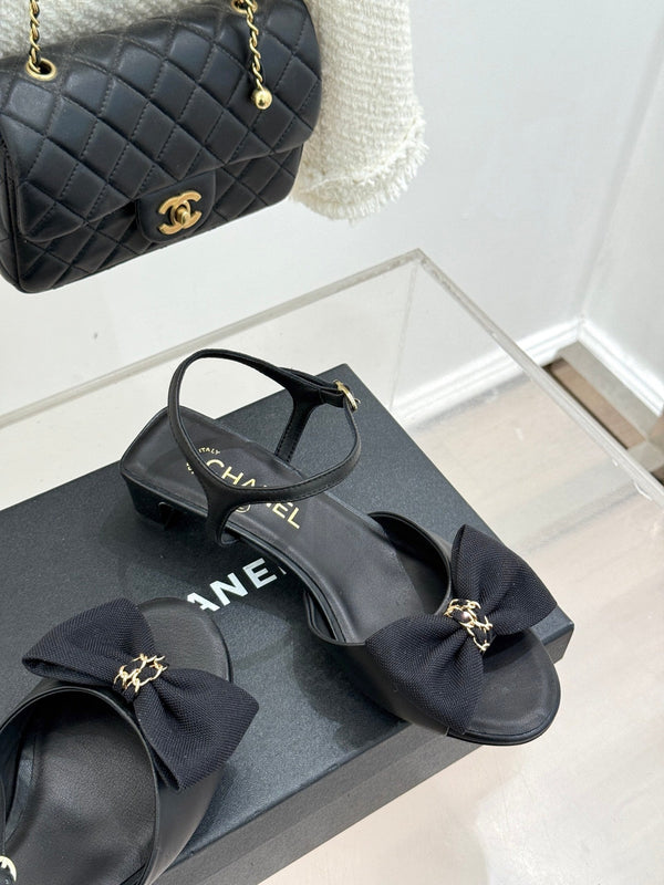 Chanel 26C Chain Bow Chunky Heel Sandals Black in Cowhide 615992