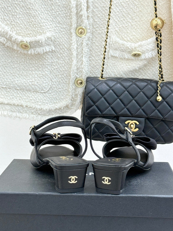 Chanel 26C Chain Bow Chunky Heel Sandals Black in Cowhide 615992