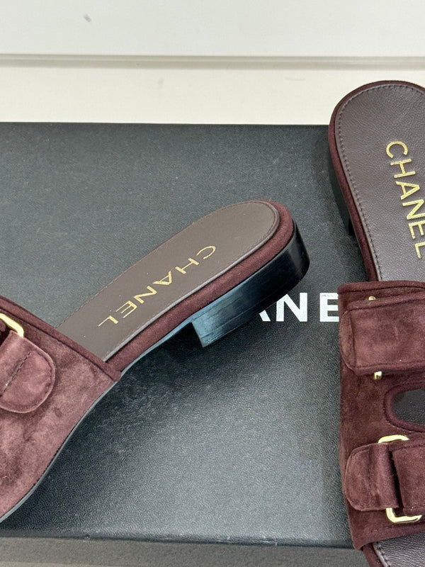 Chanel 26C Double C Backpack Buckle Velcro Slippers Burgundy in Suede 615790
