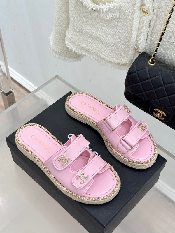 Chanel 26C Chain Double C Buckle Slippers Pink Cowhide 615787