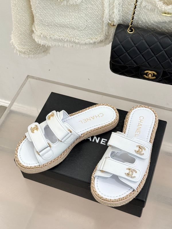 Chanel 26C Chain Double C Buckle Slippers White Cowhide 615785