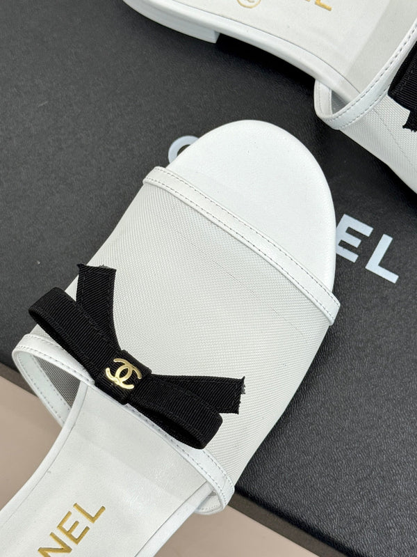 Chanel  26C Double C Bow Slippers White in Mesh 615709