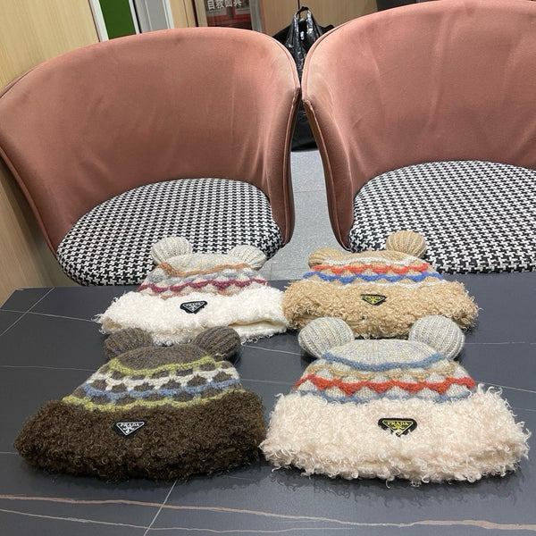 Prada 25 Cute Bear Ears Hat White Multicolor Knitted Woolen Fabric 125503