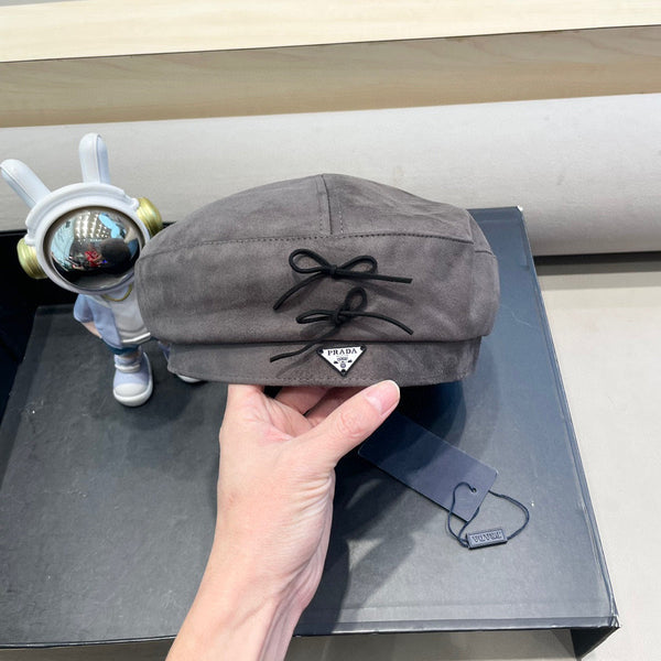 Prada 25 Women's Beret Gray in Cloth 123101