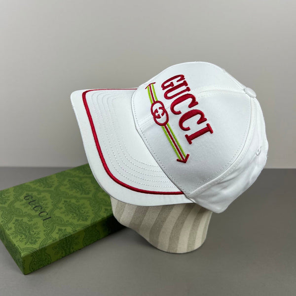 Gucci Baseball Cap White in Cloth 194176