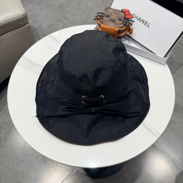 Chanel Wide-brimmed Bucket Hat Black in Cloth 192257