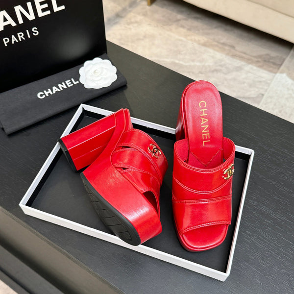 Chanel 2026 Runway Platform High-Heeled 12.5cm Sandals Red in Cowhide 673061