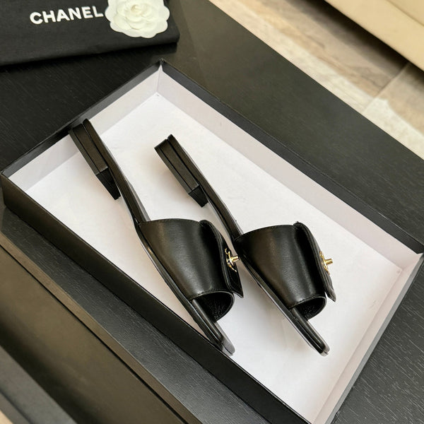 Chanel 26C Double C Buckle Square Toe Slippers Black in Lambskin 673028