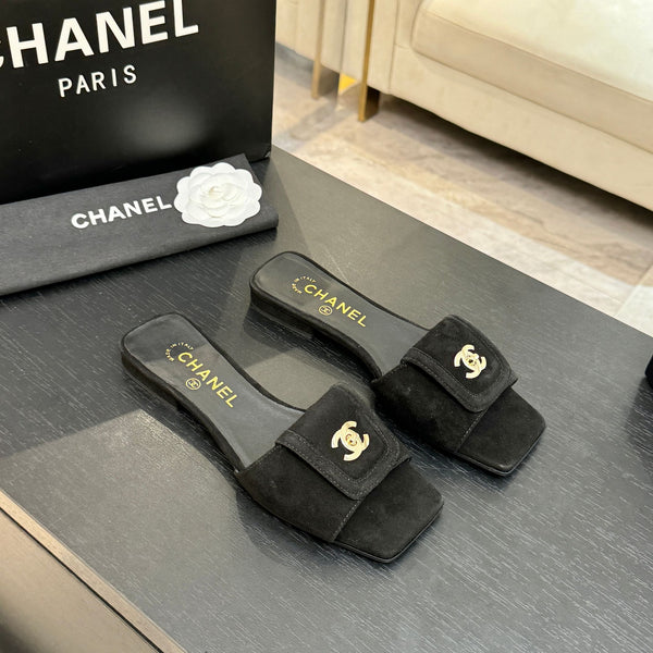 Chanel 26C Double C Buckle Square Toe Slippers Black in Suede 673024