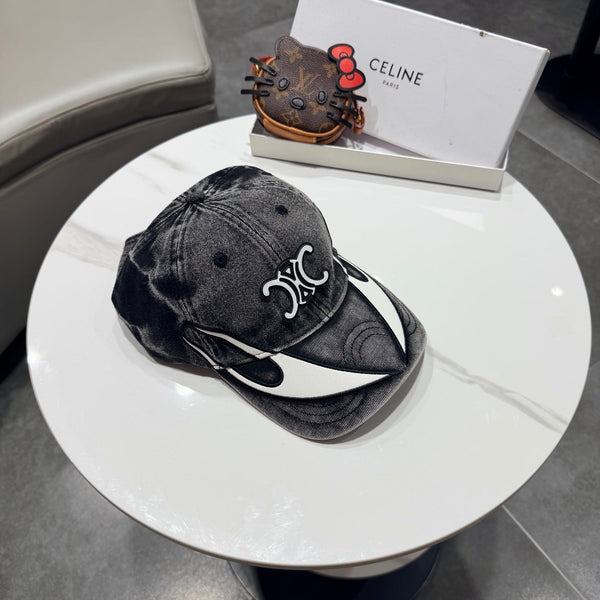 Celine Casual Trendy Baseball Cap Black in Cotton 197667