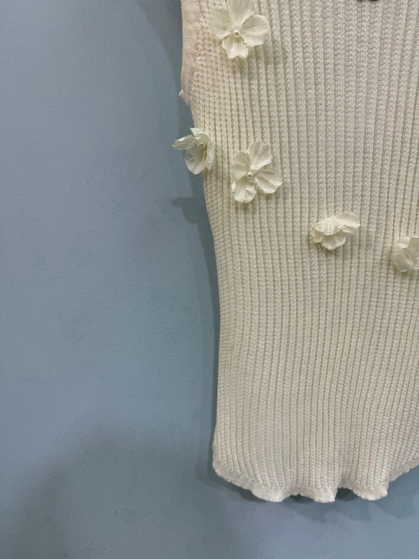Chanel Knit Vest Cream in Wool 212276