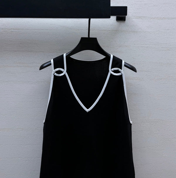 Chanel 26S Vest Black in Silk 204927