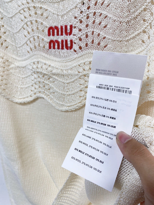 Miumiu Vest Cream in Wool 207968
